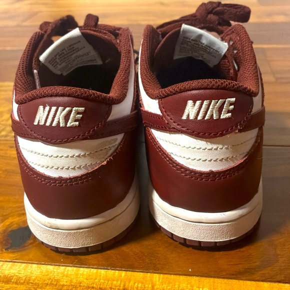 Nike Kids' Burgundy and White Sneakers✨ - Picture 4 of 10